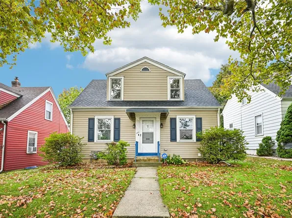 860 N Irving St, Allentown, PA 18109