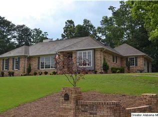 2041 Cahaba Crest Dr, Birmingham, AL 35242