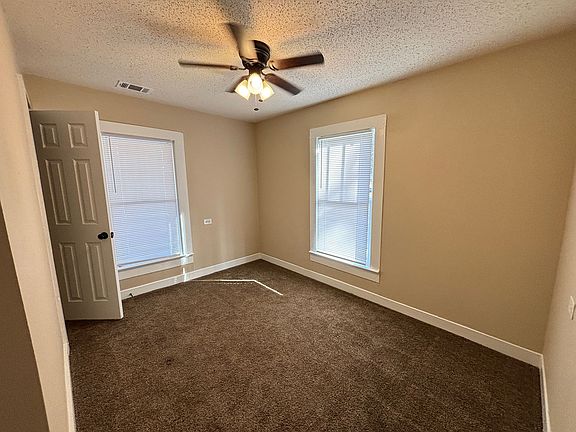 4th image of 5009 W 55th St
