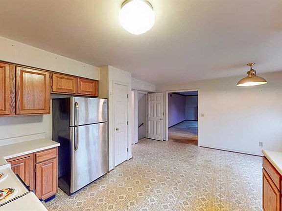 3rd image of 5518 Eagle Ln