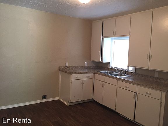3rd image of 8319 Whitney Dr