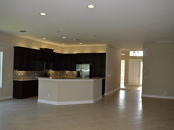 4th image of 16144 Coquina Bay Ln