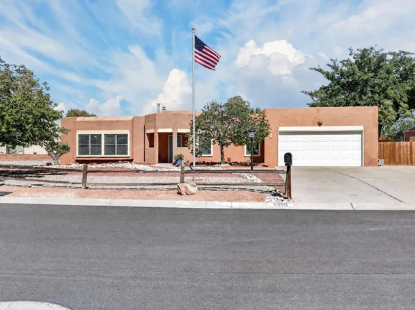 916 Player Loop SE, Rio Rancho, NM 87124