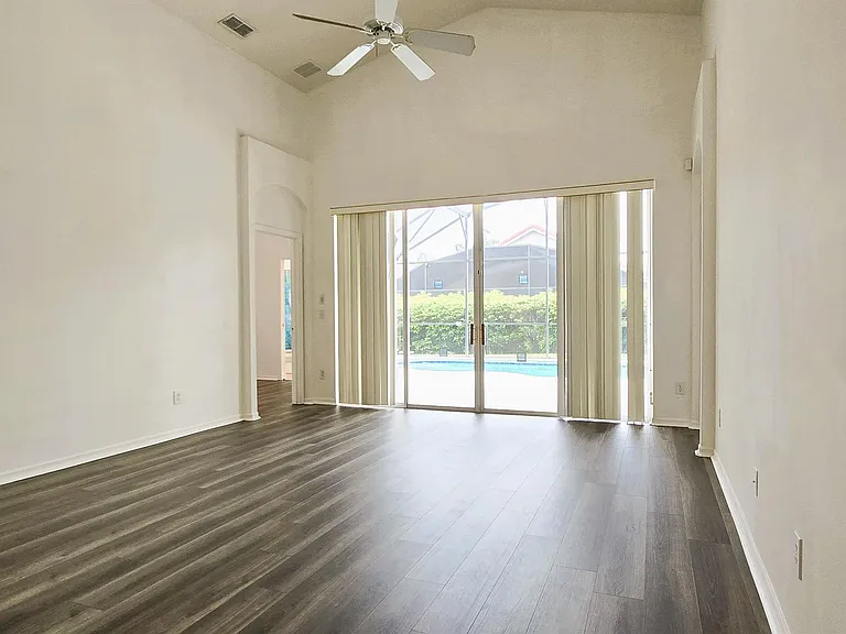 1058 Tuscan Hills Blvd — Photo 7