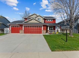 858 E Limestone St, Kuna, ID 83634