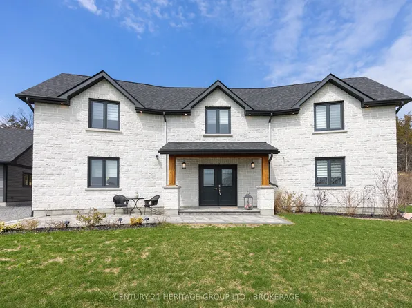 1033 Kona Cres, South Frontenac, ON K0H 1X0