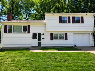 29 Lyman Rd, West Hartford, CT 06117