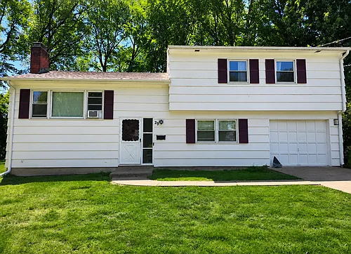 29 Lyman Rd Photo 1