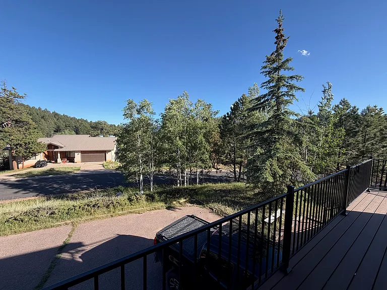 900 Ponderosa Way #A — Photo 2