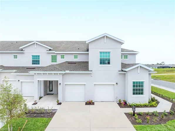 20550 Hazelnut CT S #1811, LEHIGH ACRES, FL 33936