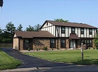 450 Royal Village Dr, Ballwin, MO