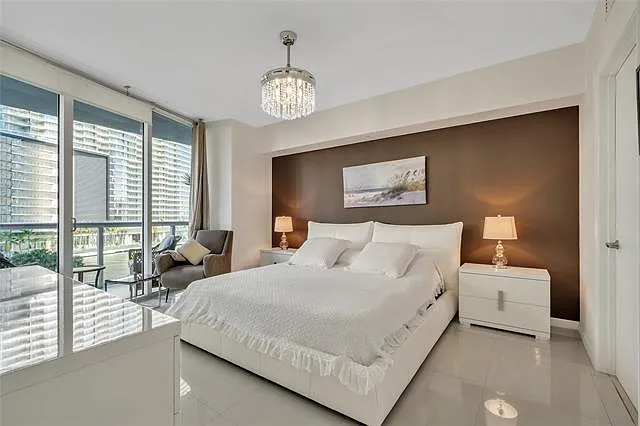1 bed, $4,000 — Photo 3