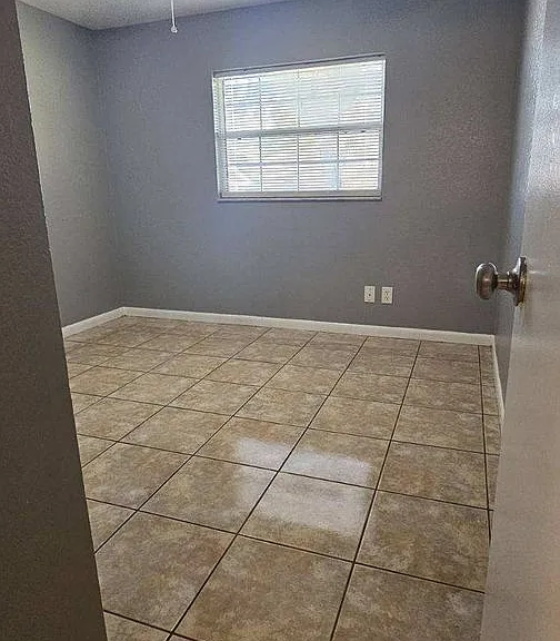 614 Cortez St — Photo 21