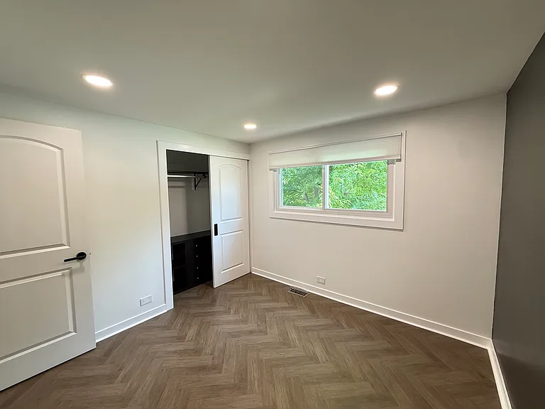 2305 N Williamsburg St — Photo 14