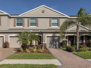 3945 Claybrook Dr, Zephyrhills, FL 33544