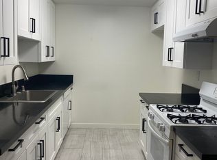 15840 Sherman Way APT 14, Van Nuys, CA 91406