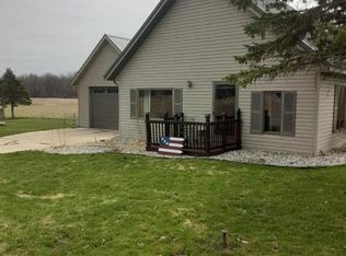 848 E Hull Rd, Hope, MI 48628