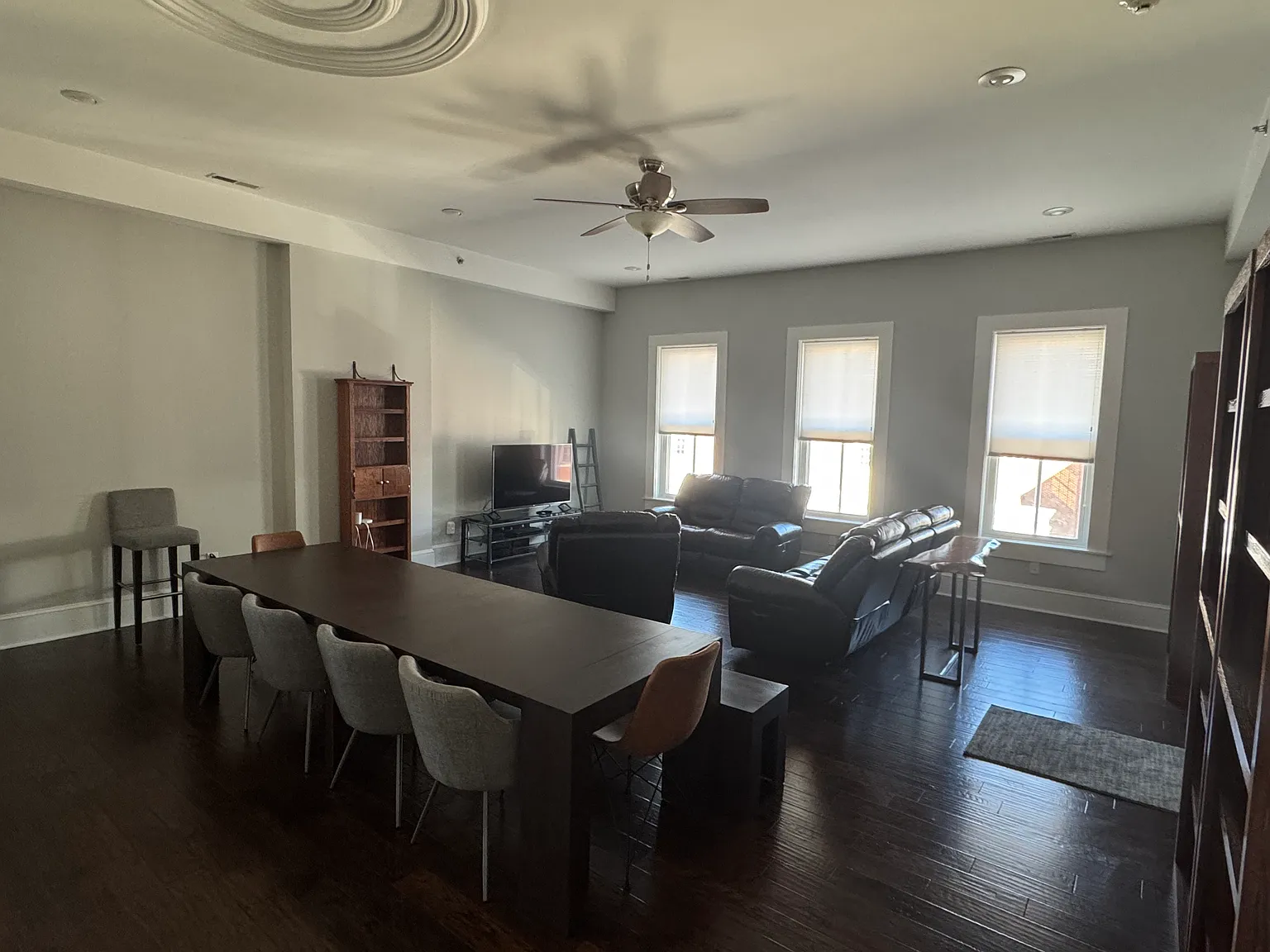 1 bed, 1100 sqft, $1,650 — Photo 3