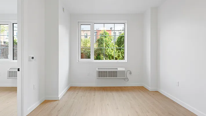 Rented by Nooklyn NYC LLC | media 9
