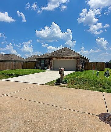 4th image of 209 Herrington Dr
