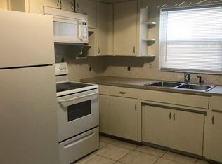 910 Bonnie Dr, Lakeland, FL 33803