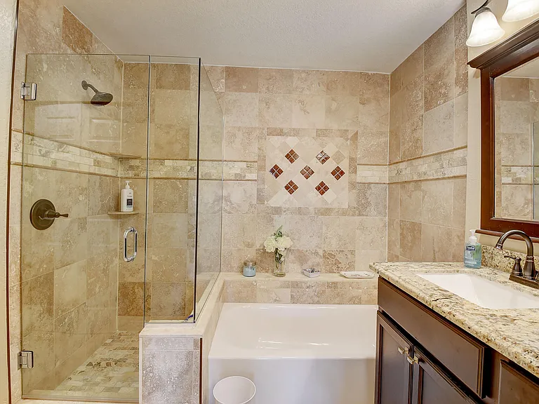 7657 Lexington Club Blvd #C — Photo 21