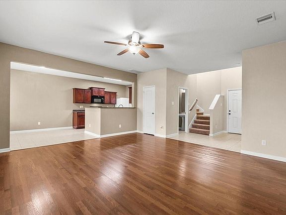 4th image of 322 Shoshone Ridge Dr