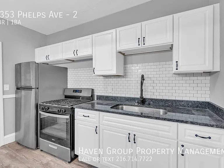 1353 Phelps Ave #2 — Photo 13