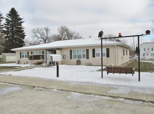 203 N Main St, Balta, ND 58313