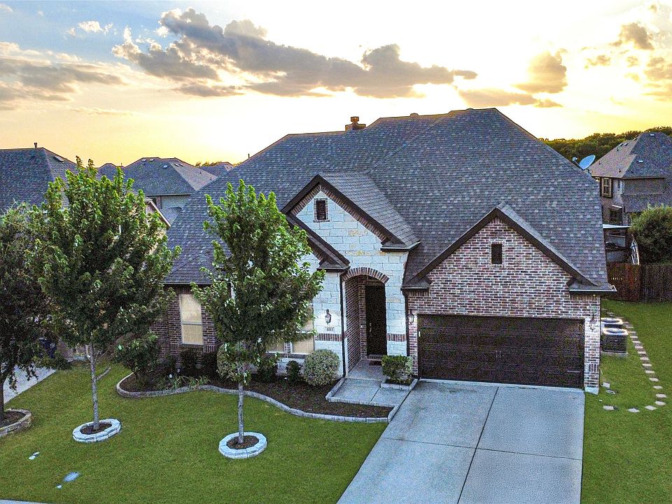 1st image of 4413 Mimosa Dr