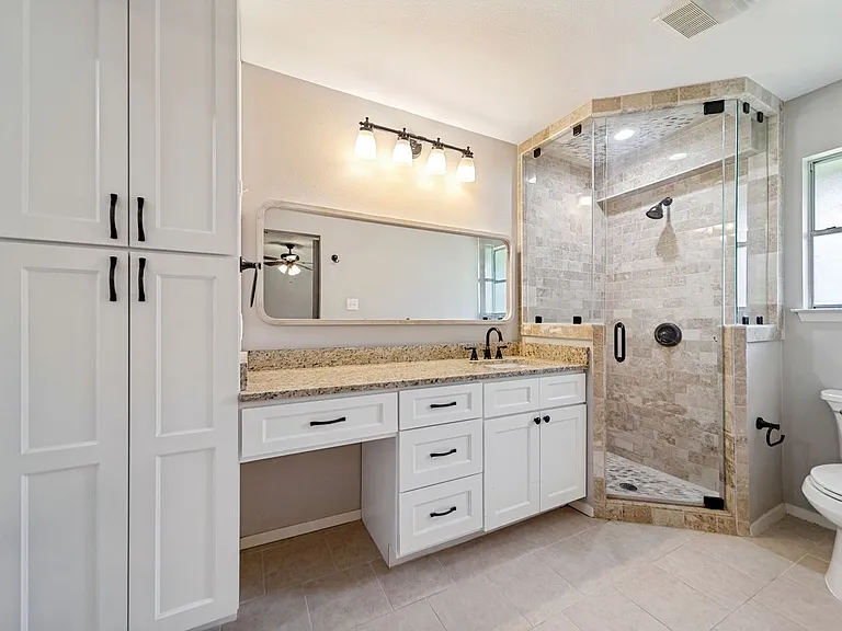 313 Sagecrest Dr — Photo 16