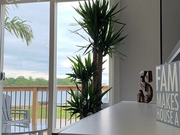 5th image of 490 Empire Rd #Qvv094