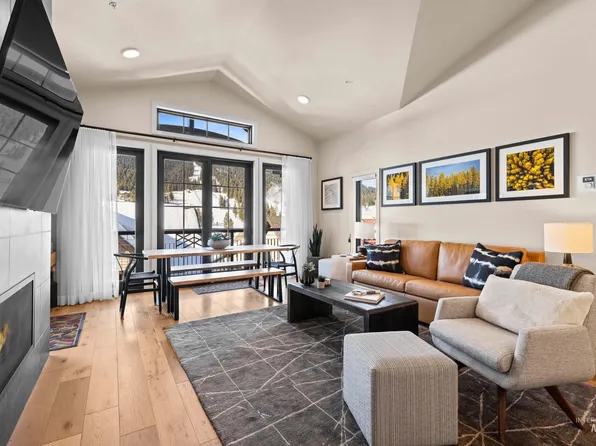 720 Village Dr Unit 503, Donnelly, ID 83615