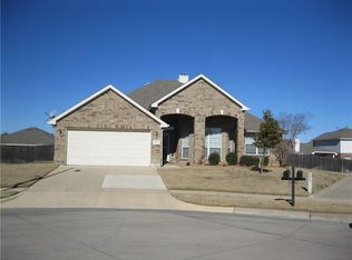 8103 Sendero Ct, Arlington, TX 76002