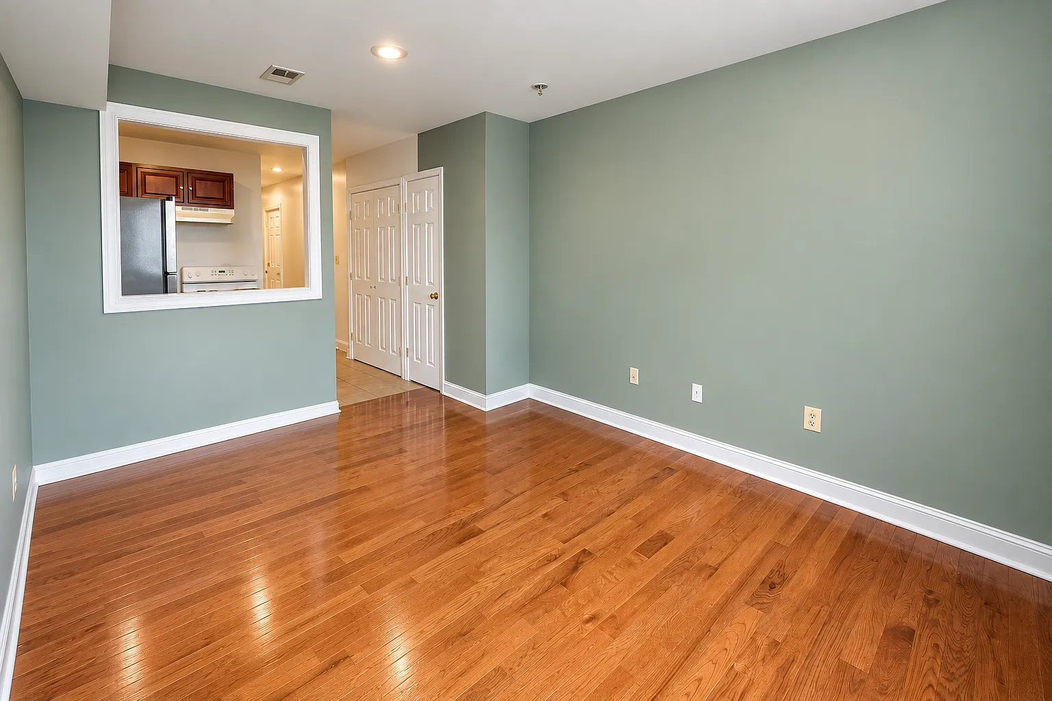 2251 12th Street Northwest, Unit 9 — Photo 4