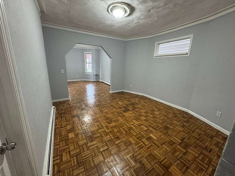 1st image of 97 Wilkinson Ave #1