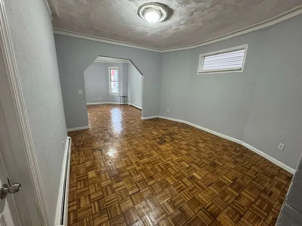 97 Wilkinson Ave #1, Jersey City, NJ 07305