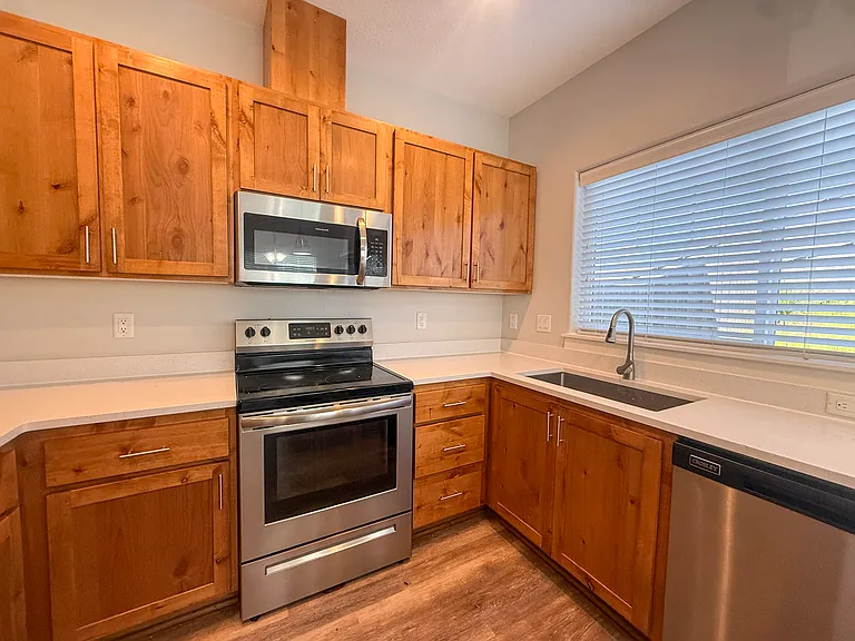 1069 Big Fir Pl S — Photo 9