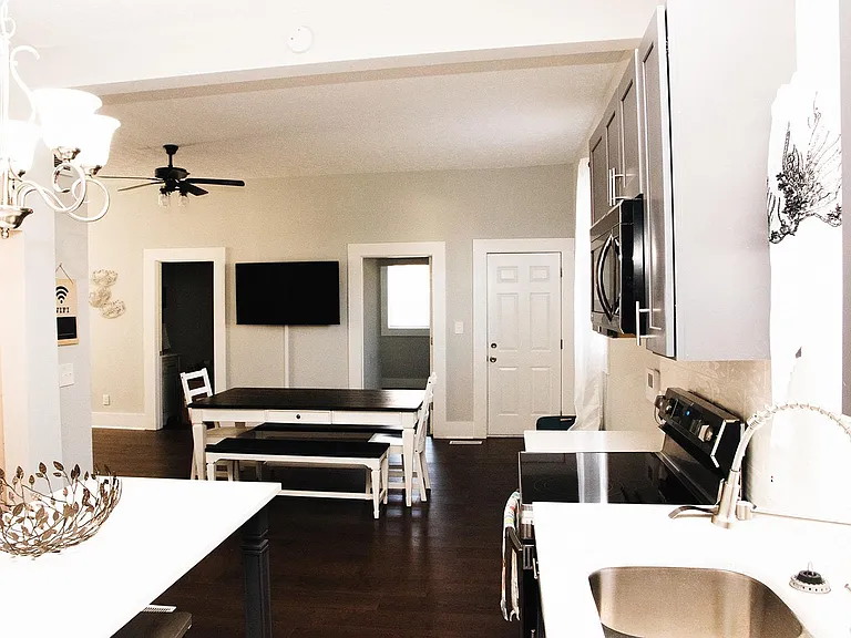 Draper St — Photo 8