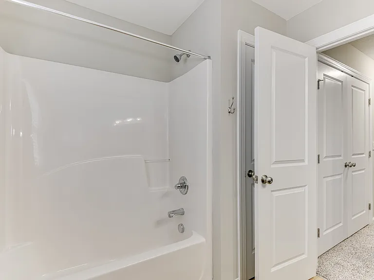 1913 Kenlock Dr — Photo 29