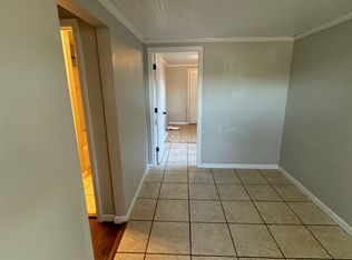 824 8th St, Nitro, WV 25143