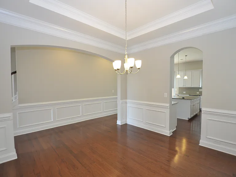 1004 Sterling Dr — Photo 11