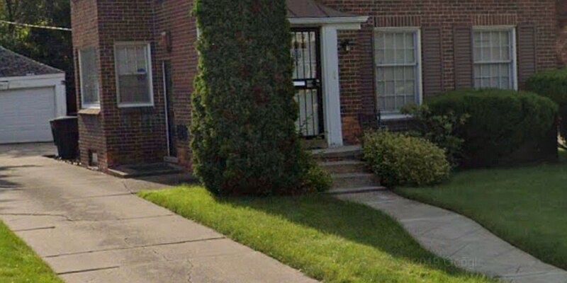 1st image of 15750 Gilchrist Ave #1