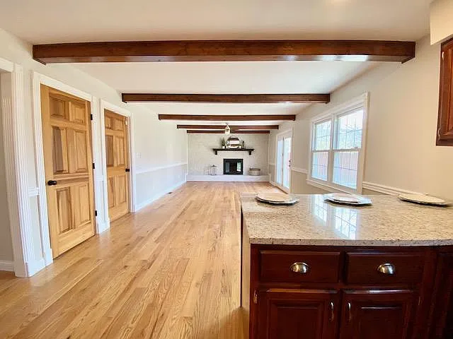2929 Waco Rd — Photo 2