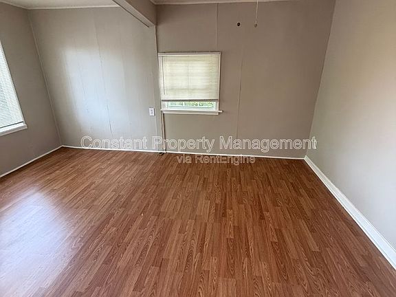 2nd image of 728 Key St