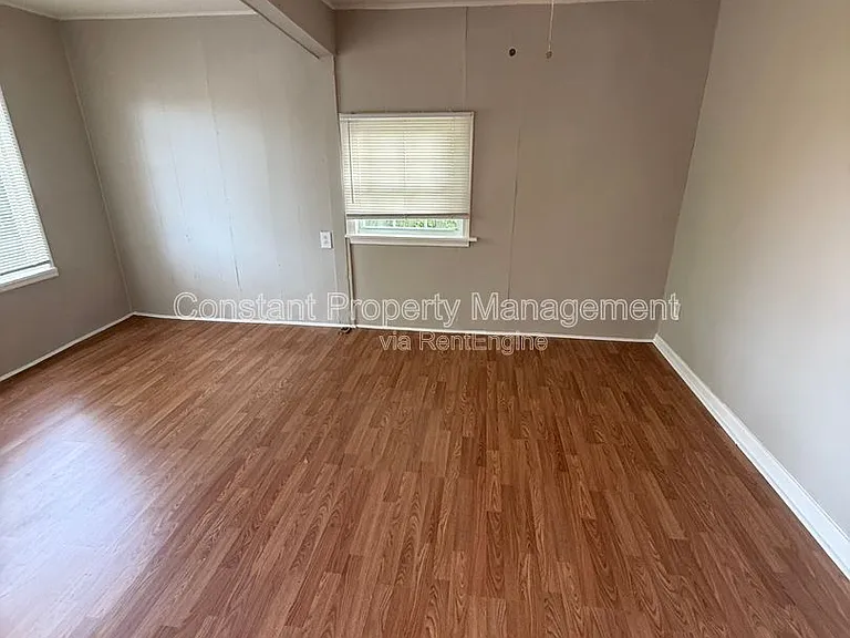 728 Key St — Photo 2