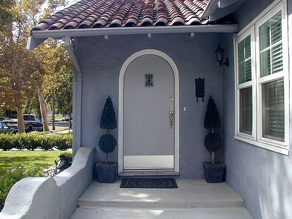 walk to front door
