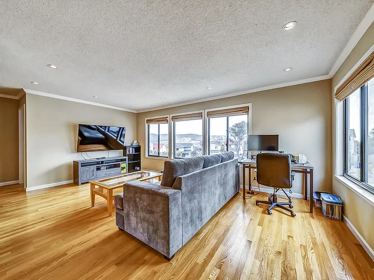 102 Valleyview Way — Photo 7