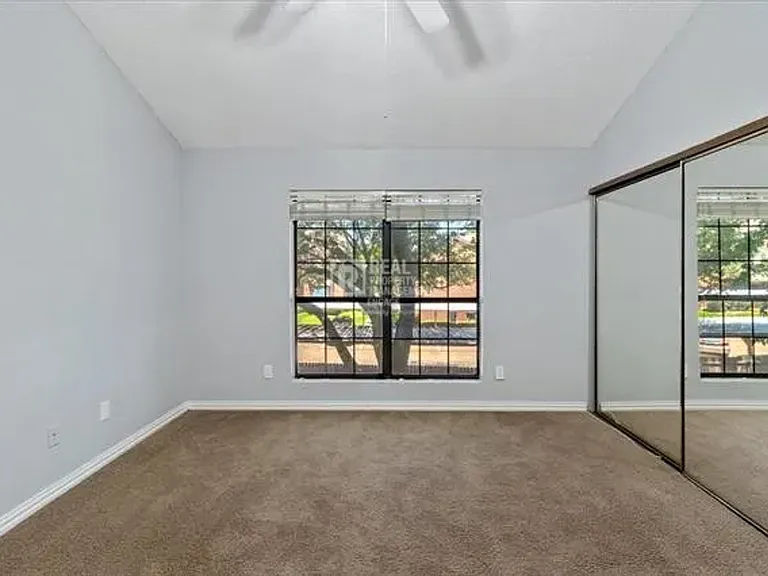 234 Samuel Blvd #P-1 — Photo 23