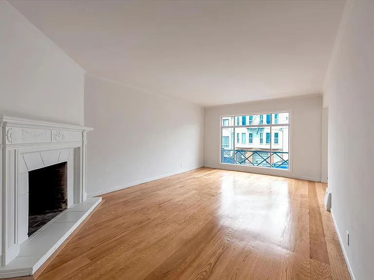 LIVING ROOM WITH FIREPLACE